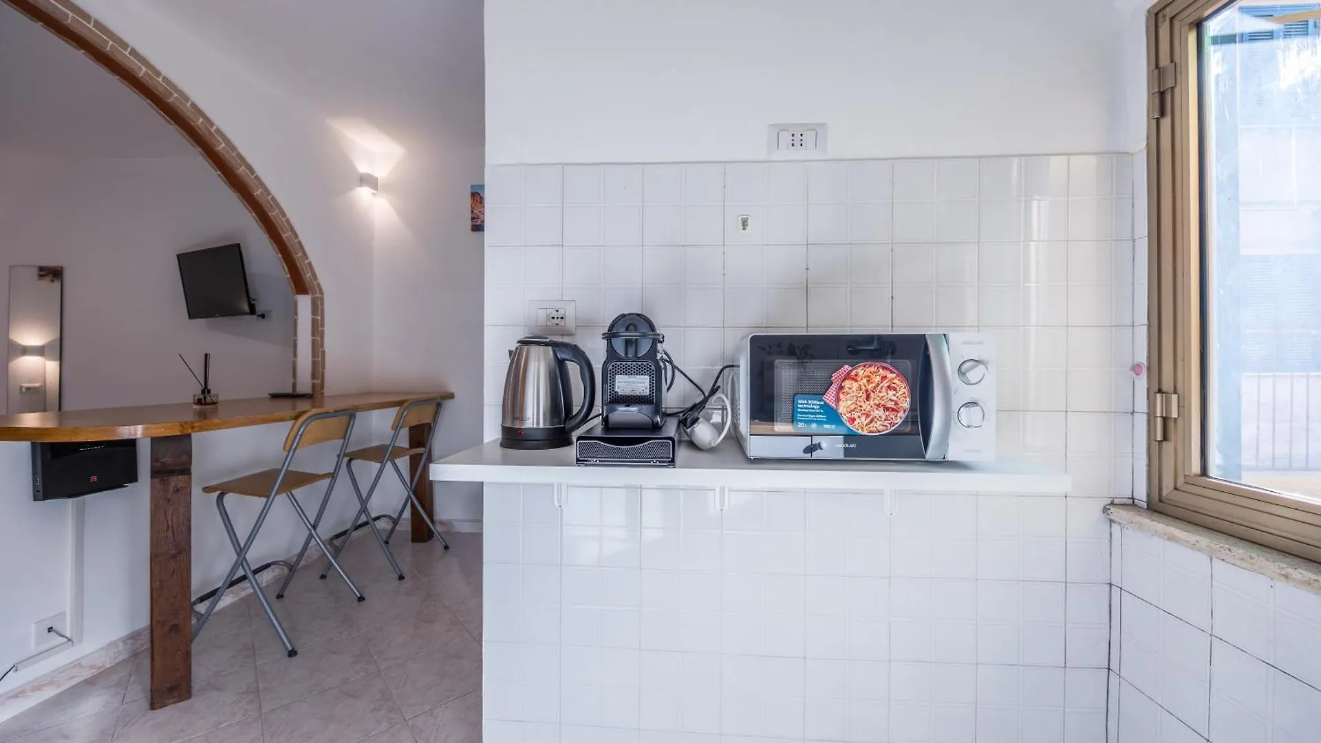 Apartment A 100Mt Dalla Metro C Loft Grazioso E Giardino Rome