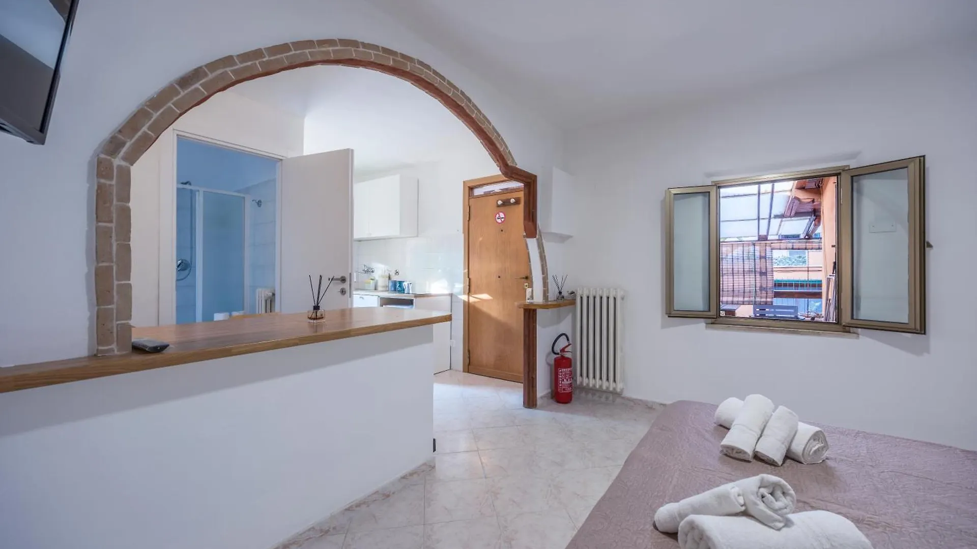 Apartment A 100Mt Dalla Metro C Loft Grazioso E Giardino Rome Italy