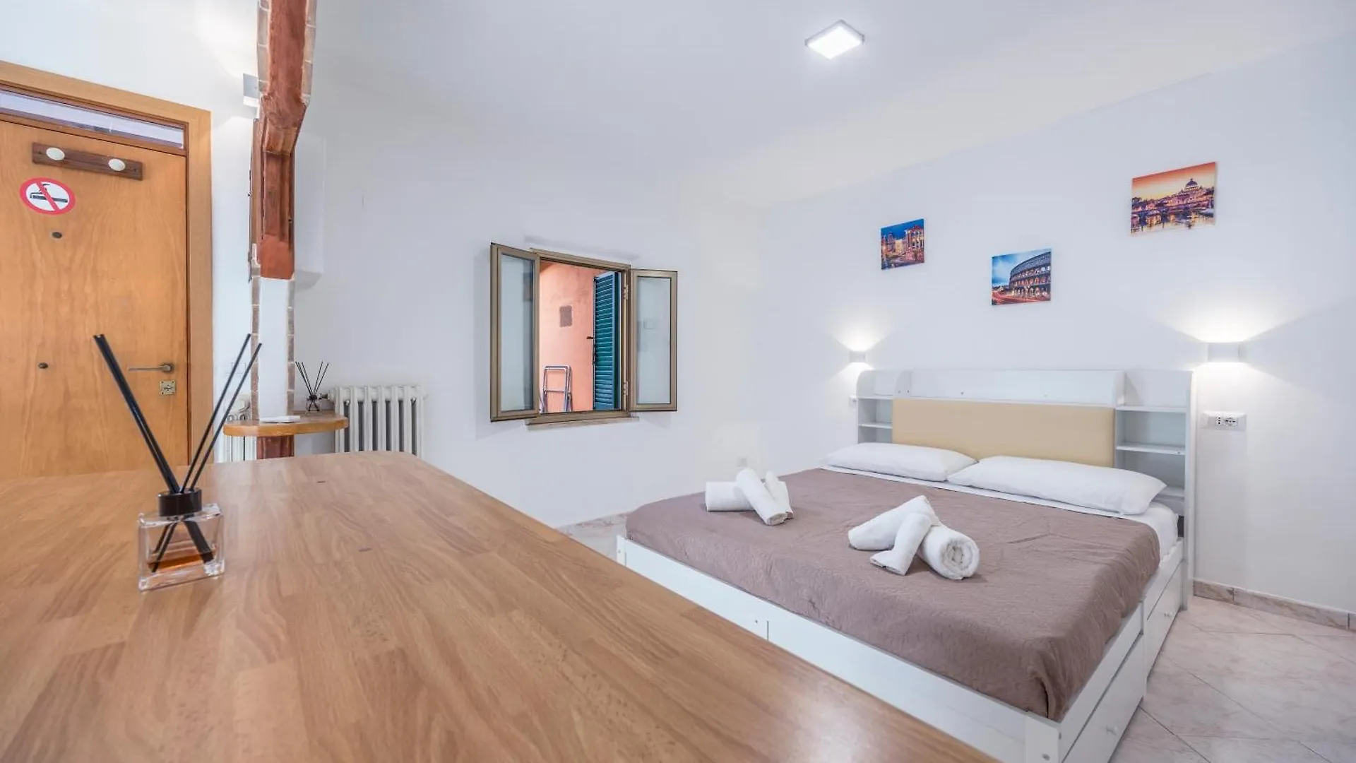A 100Mt Dalla Metro C Loft Grazioso E Giardino Rome